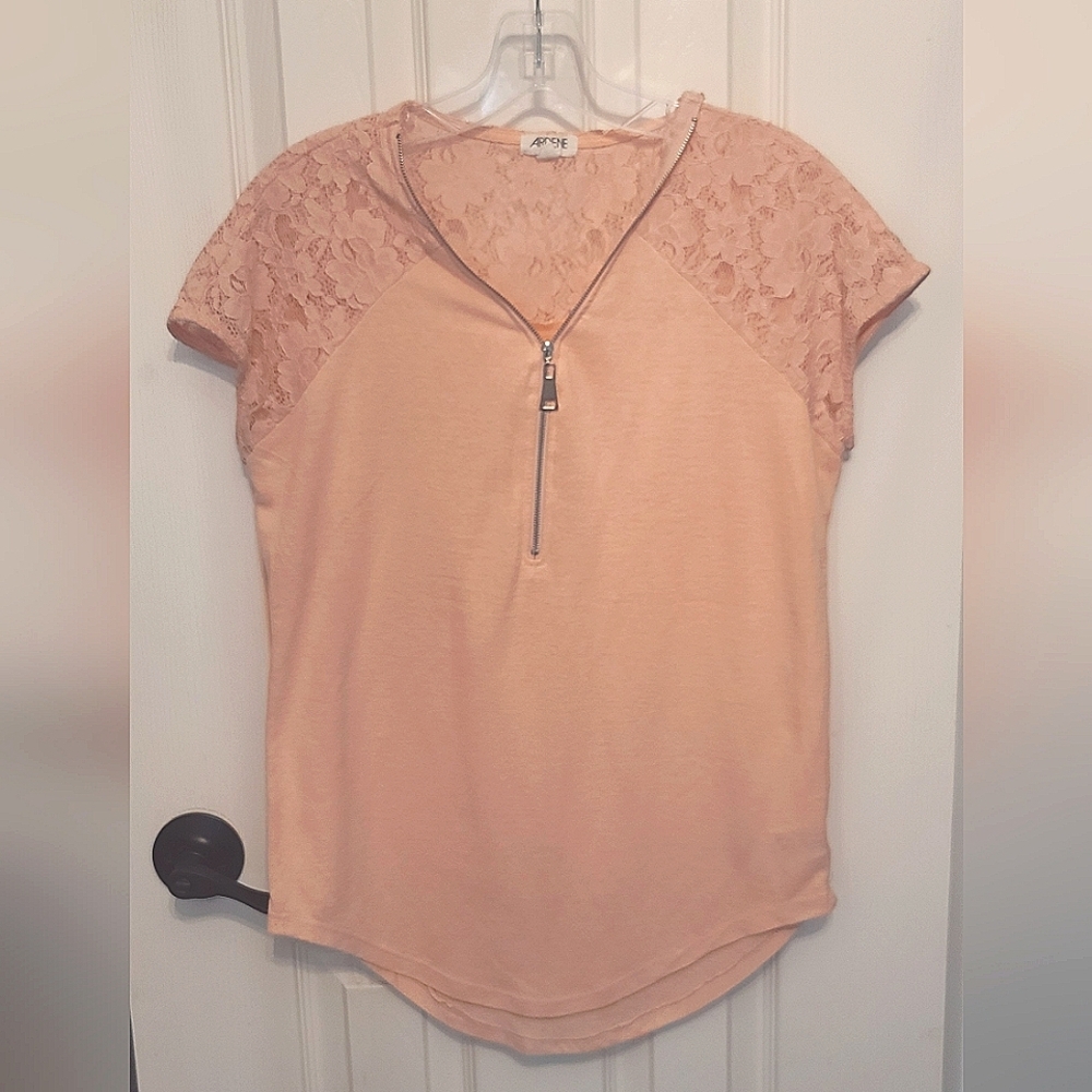 Peach Lace Top with Zipper - size M